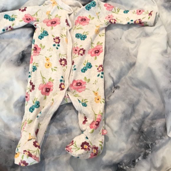 $20 - Picture 1 of 2